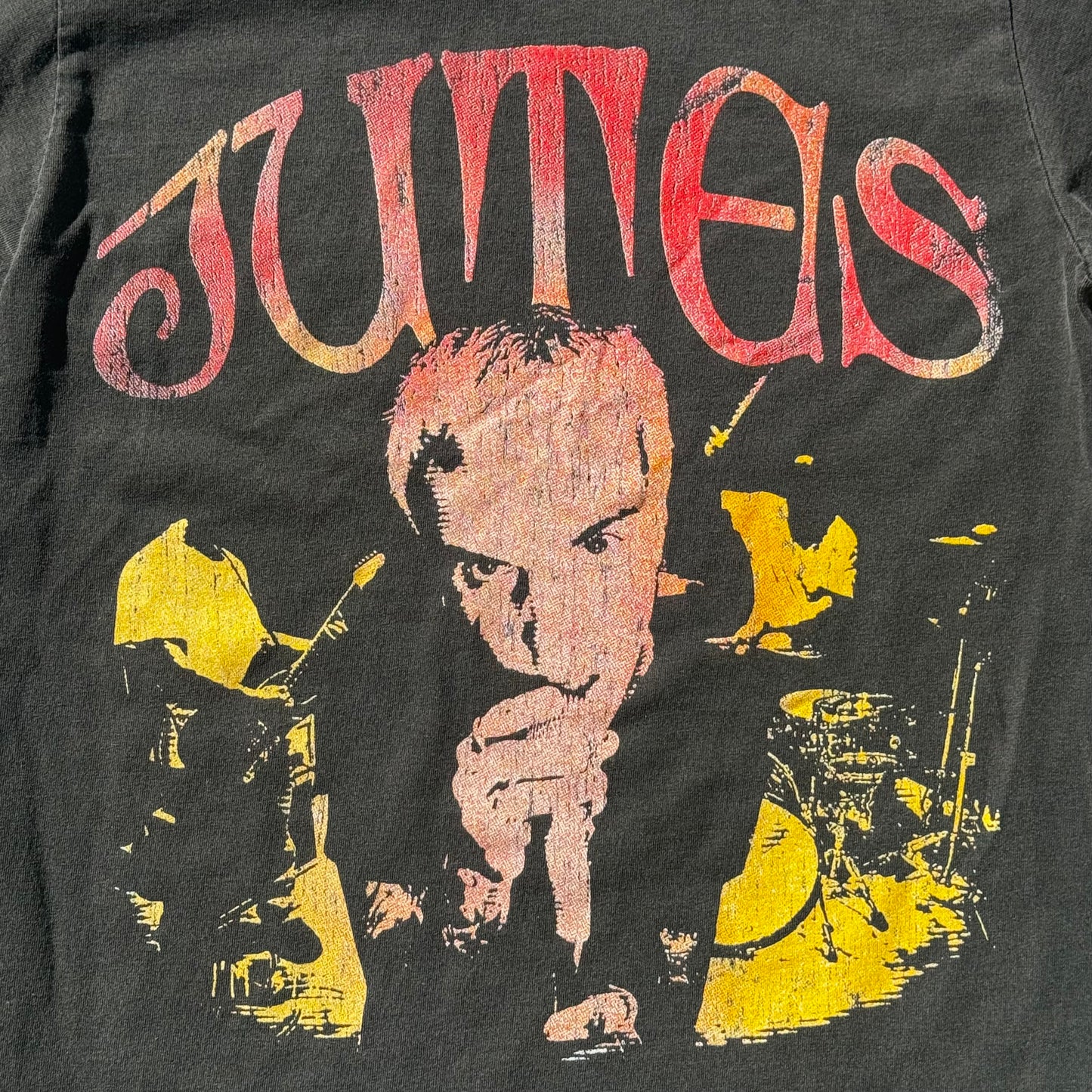 Jutes Band Tee